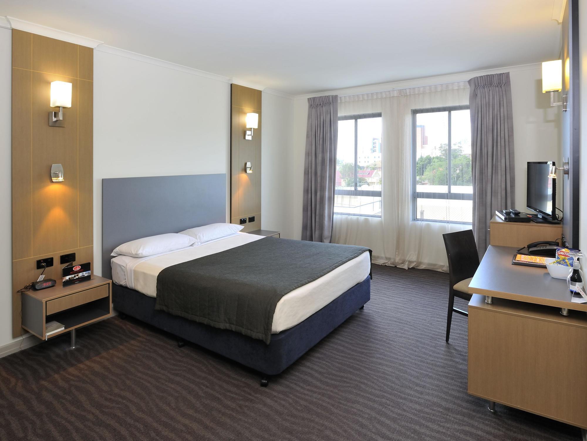 Metro Hotel Ipswich International 외부 사진