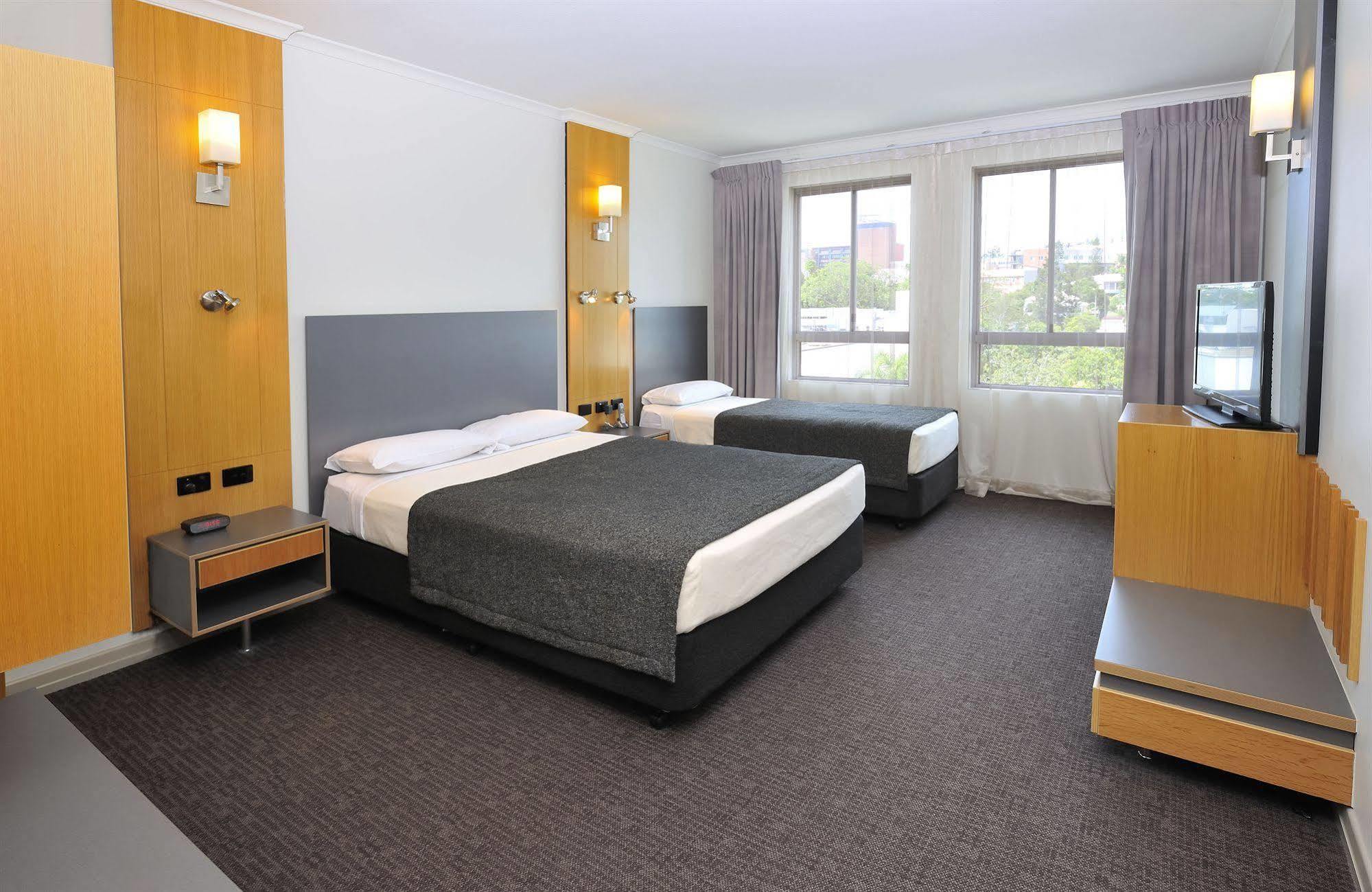 Metro Hotel Ipswich International 외부 사진