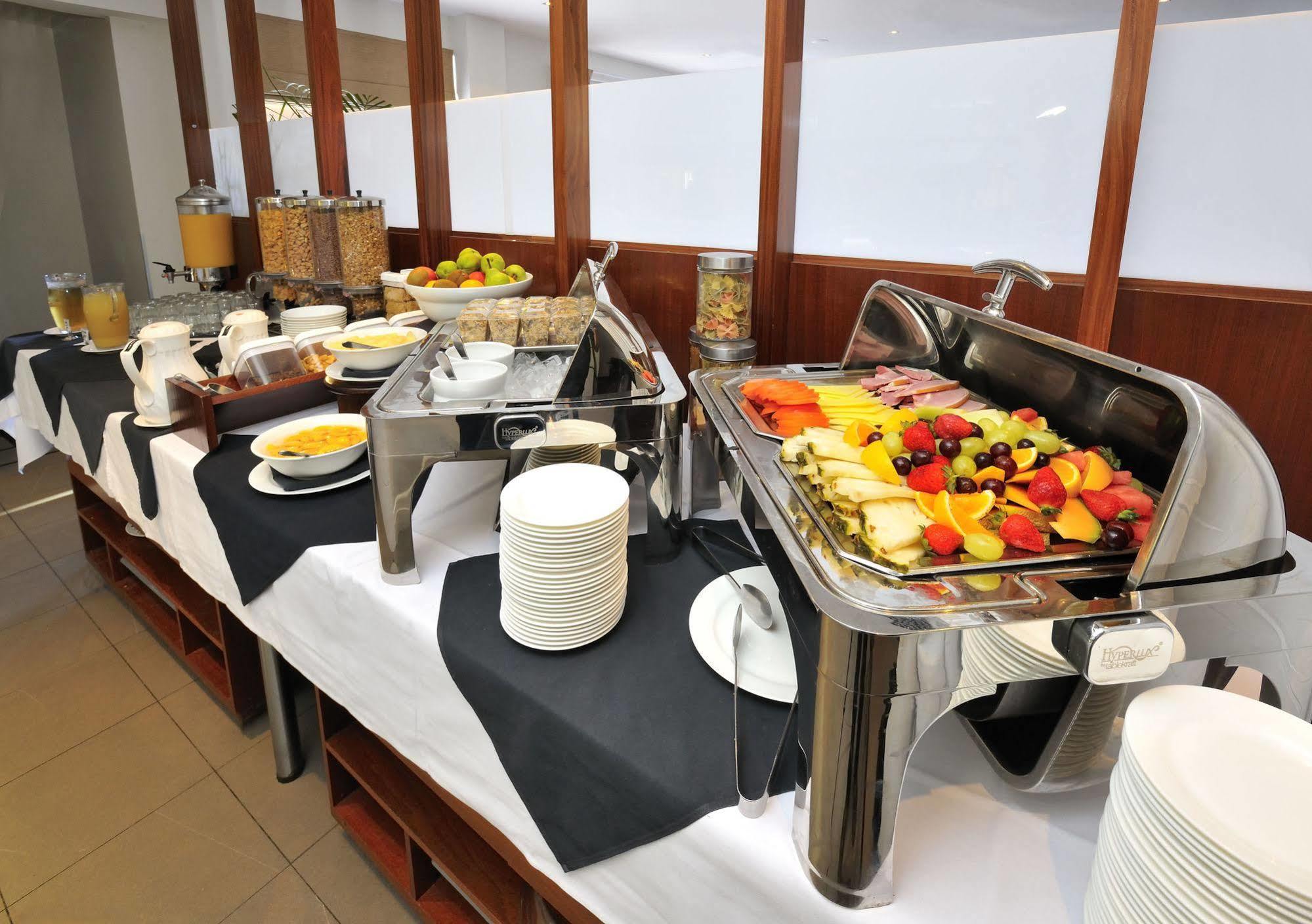 Metro Hotel Ipswich International 외부 사진